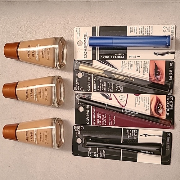 COVERGIRL MAKEUP BUNDLE OF 7 ITEMS - Picture 1 of 13